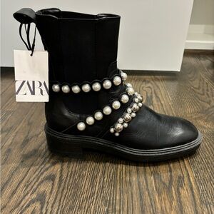 Zara Pearl Moto Boots NWT size 8
